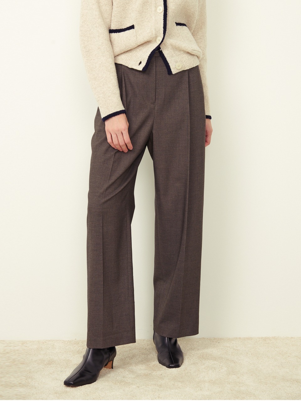 Out Pocket Wide Pants Deep Taupe